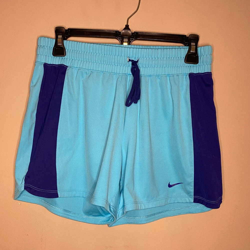 ❌SOLD❌Nike Shorts- Size Small